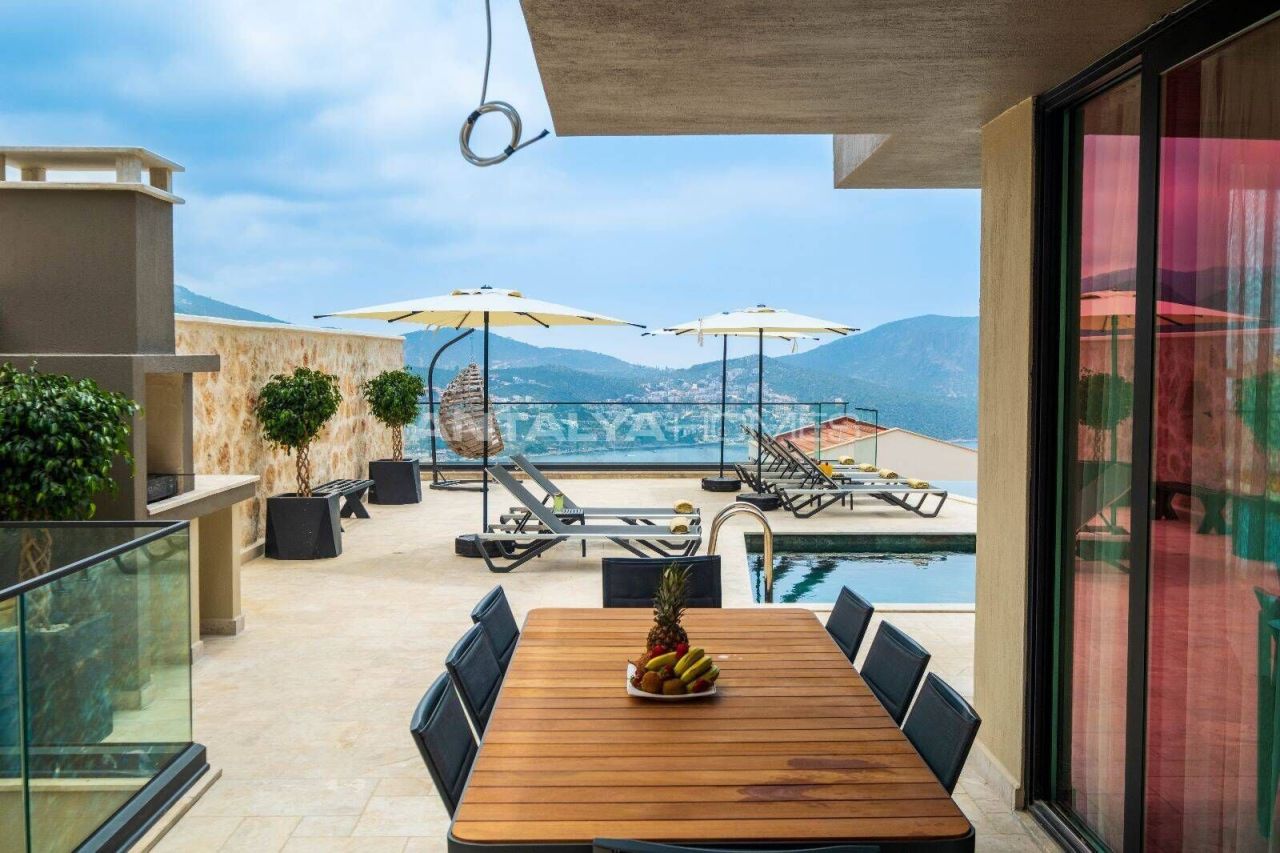 Villa à Kalkan, Turquie, 300 m² - image 12