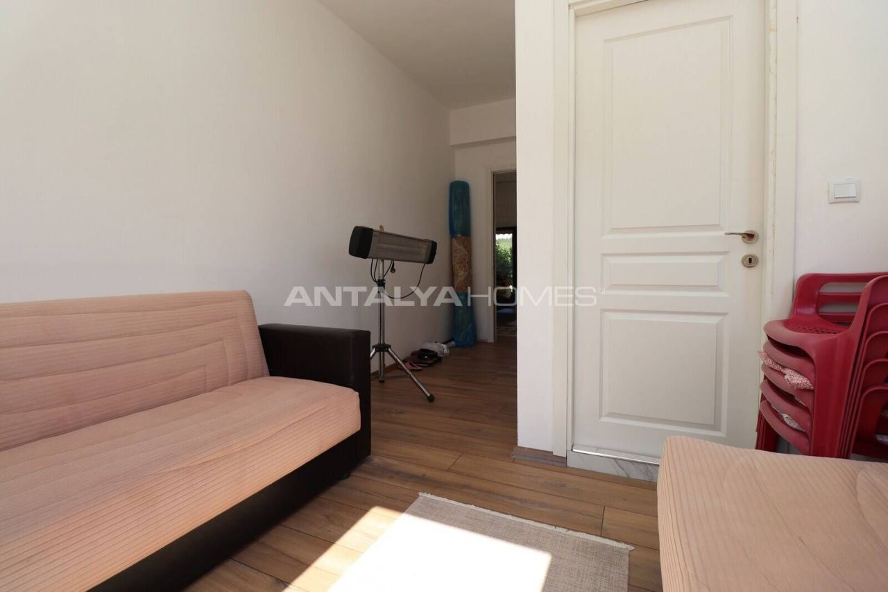 Villa in Korkuteli, Turkey, 80 m² - picture 14