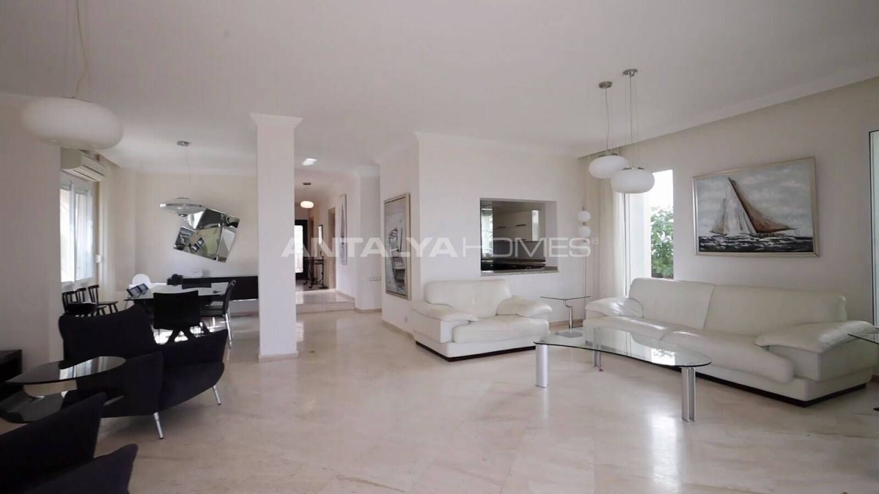 Villa à Bodrum, Turquie, 310 m² - image 16