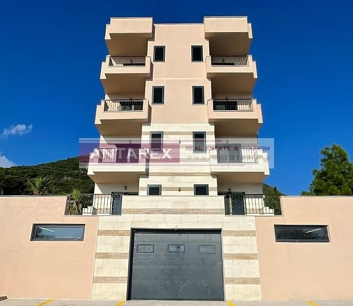 Apartment in Kumbor, Montenegro, 22 m² - picture 10