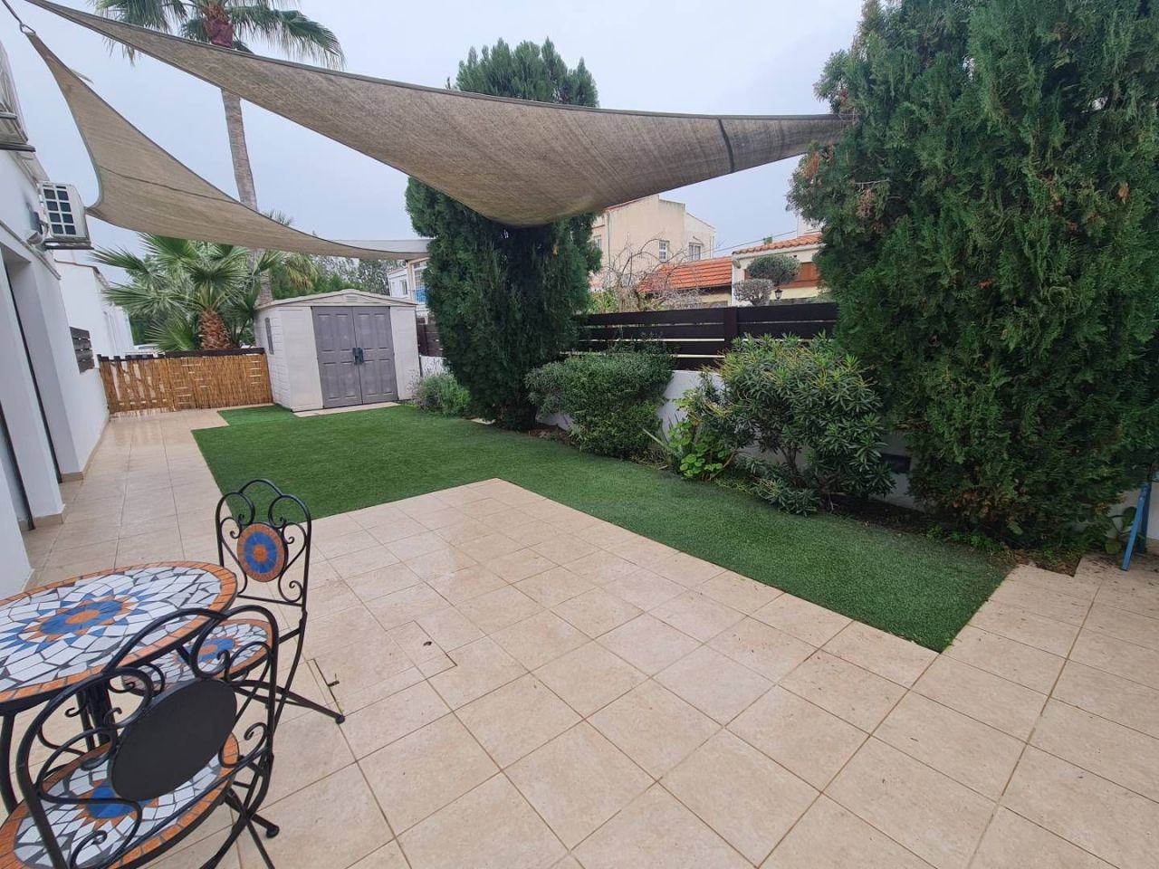 Flat in Larnaca, Cyprus, 195 m² - picture 1
