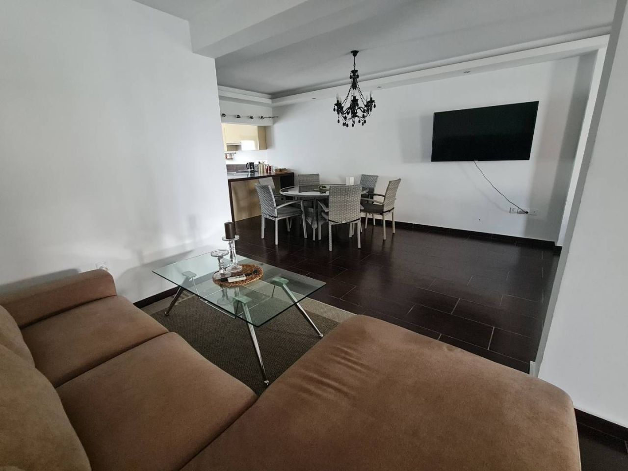 Piso en Lárnaca, Chipre, 195 m² - imagen 2