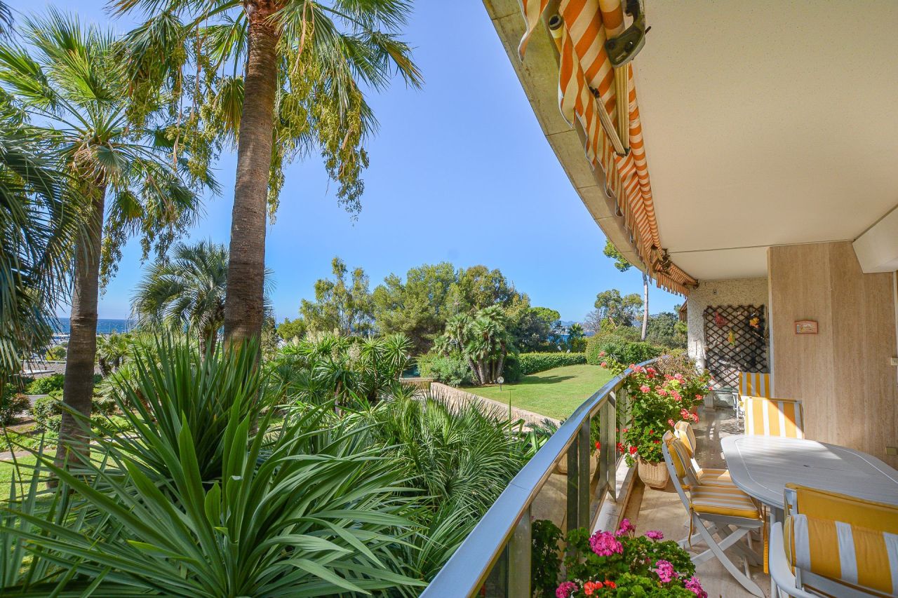 Apartamento en Antibes, Francia, 110 m² - imagen 1