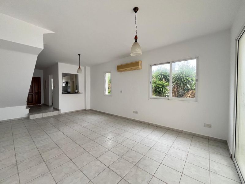 Townhouse in Paphos, Cyprus, 99 m² - picture 8