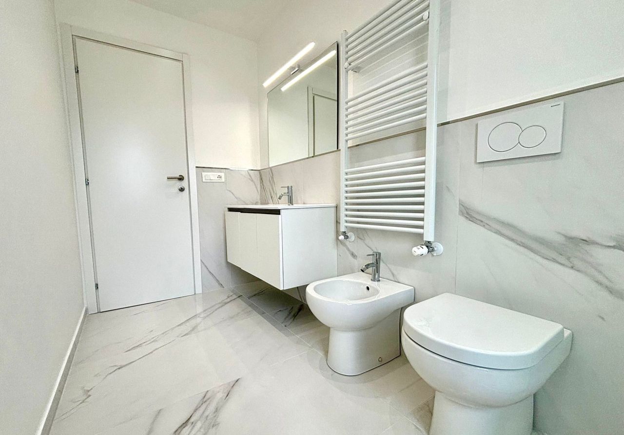 Piso en San Remo, Italia, 104 m² - imagen 5