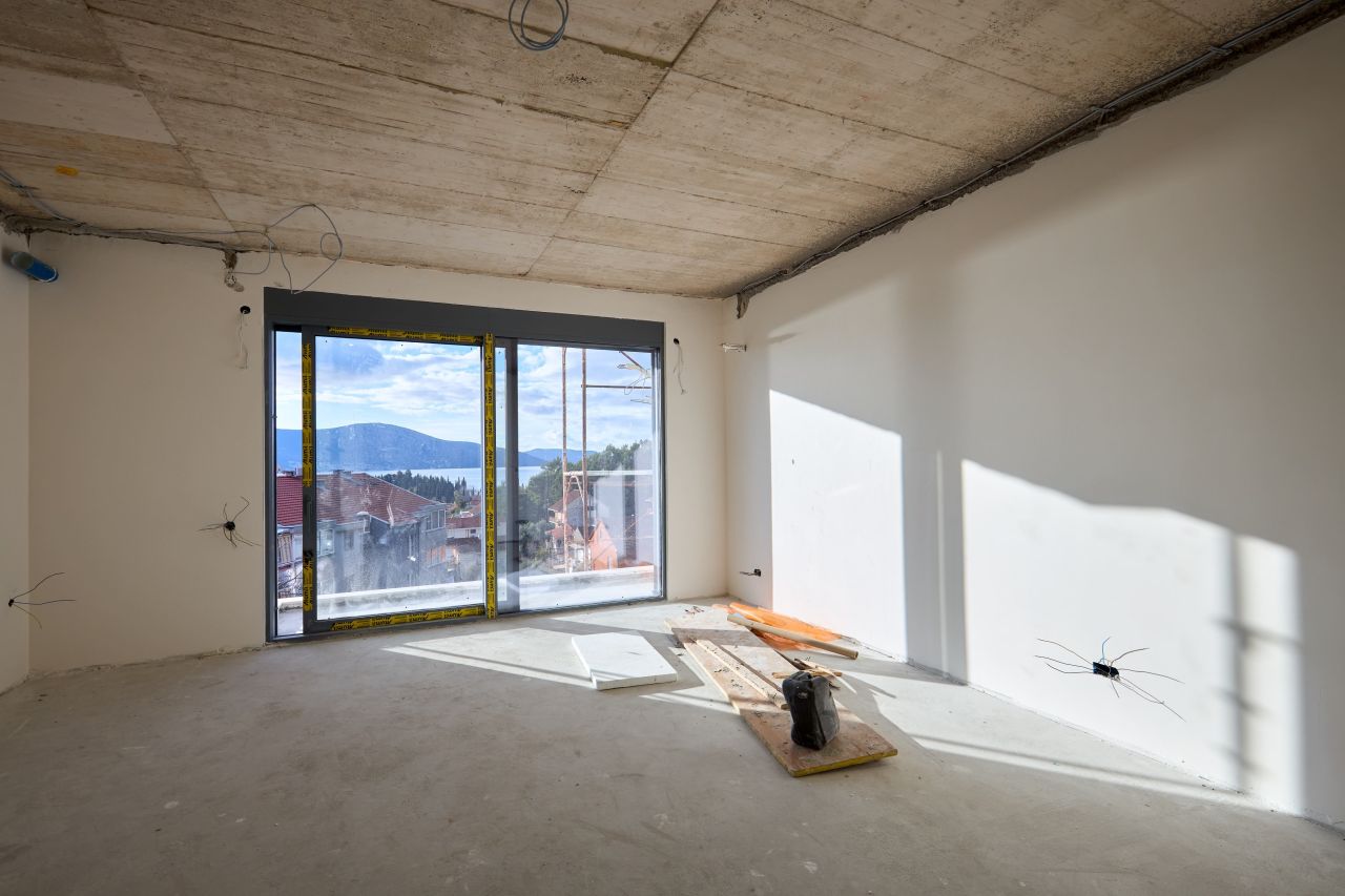 Appartamento a Tivat, Montenegro, 72.6 m² - foto 9