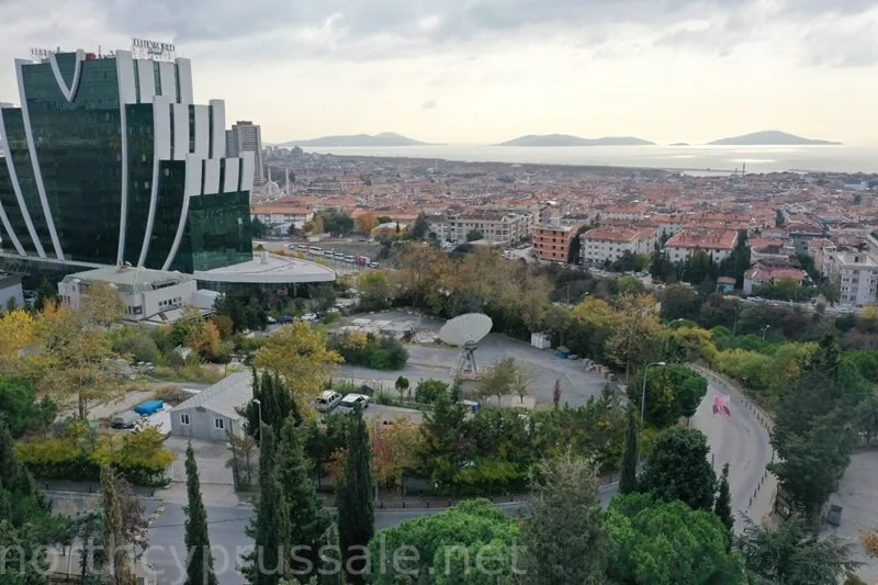 Terrain à Maltepe, Turquie, 16 500 ares - image 1