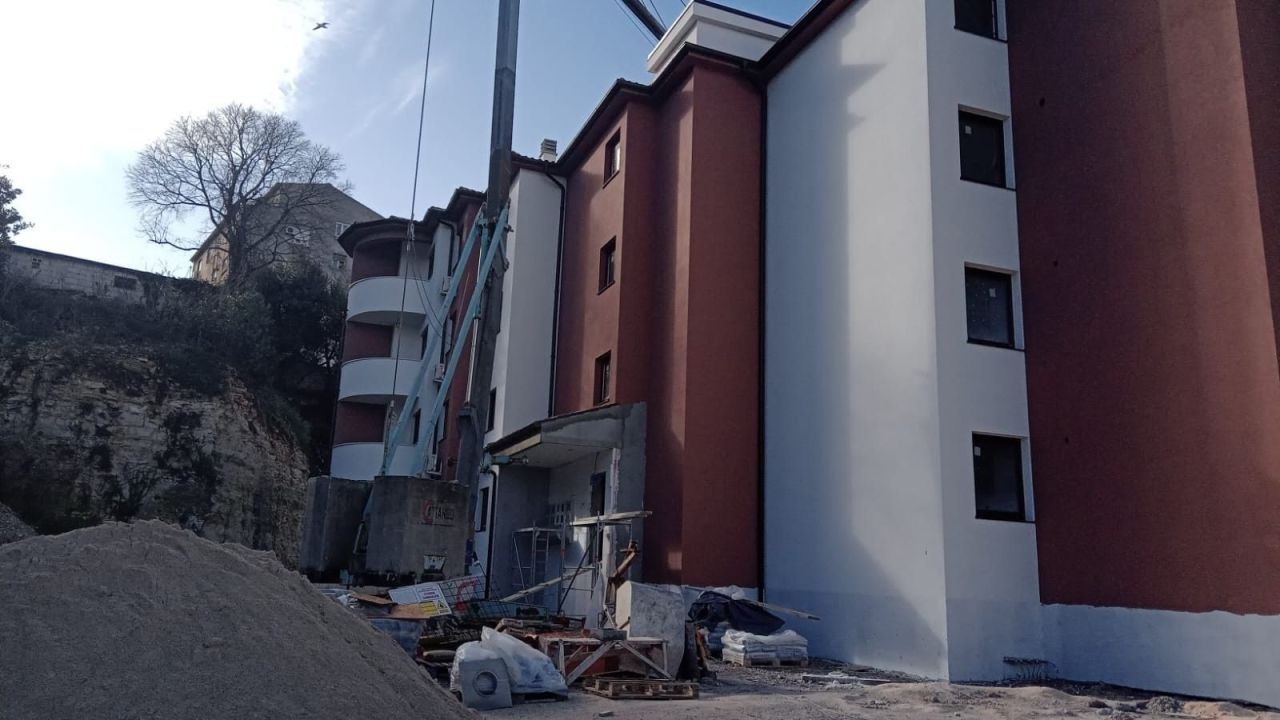 Flat in Pula, Croatia, 80.16 m² - picture 1