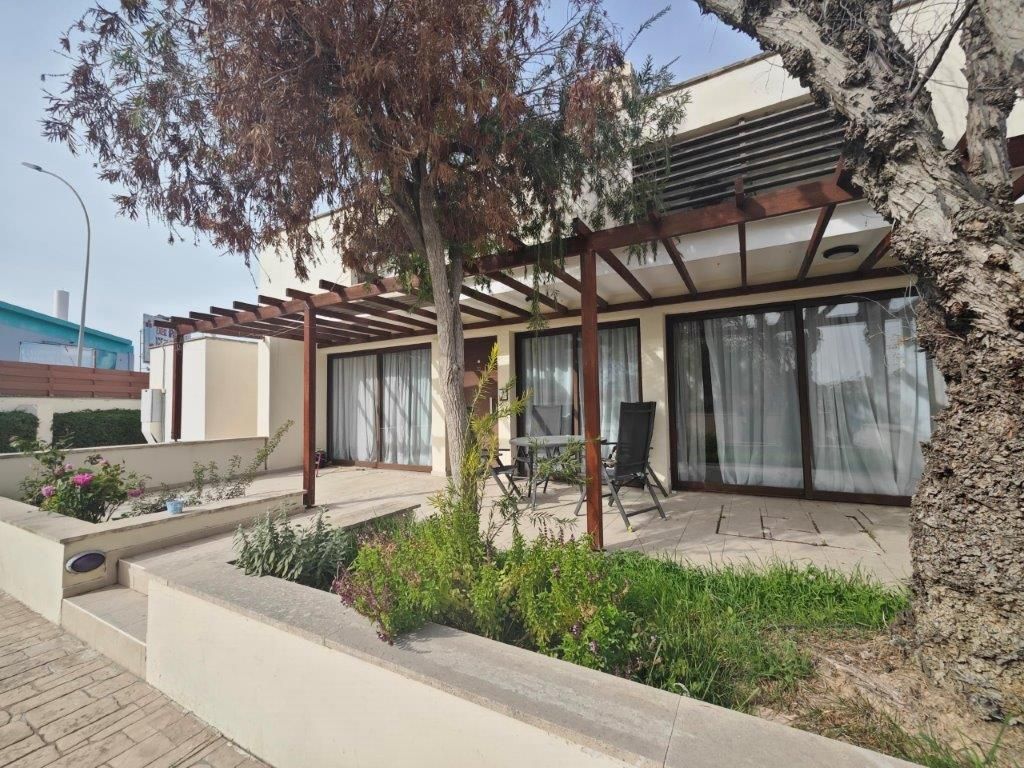 Piso en Mouttagiaka, Chipre, 120 m² - imagen 1