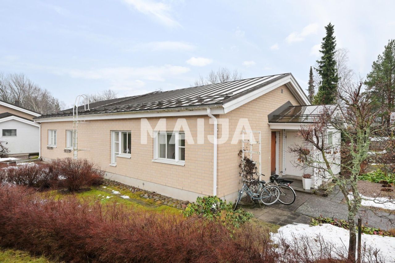 Casa en Helsinki, Finlandia, 71.5 m² - imagen 1