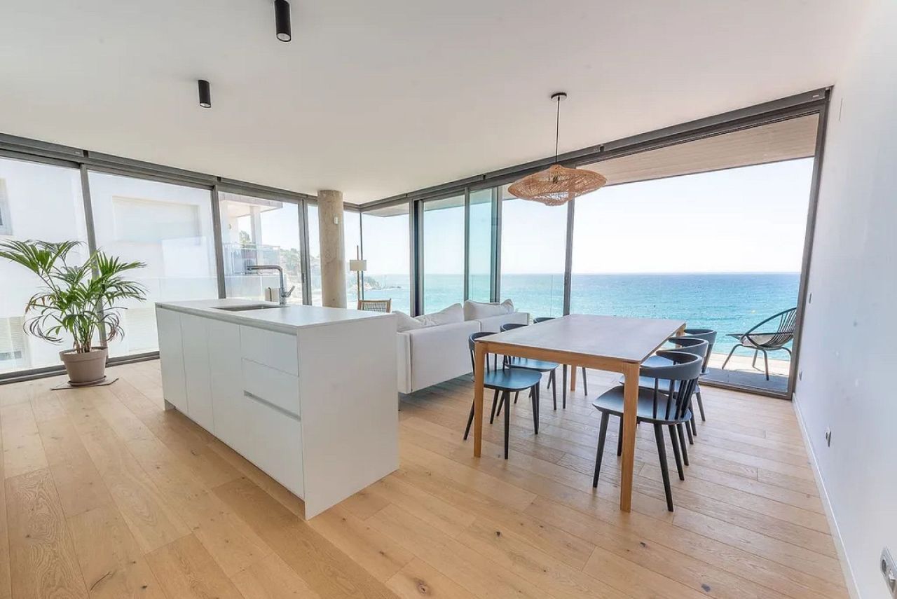 Apartment in Lloret de Mar, Spain, 146 m² - picture 7