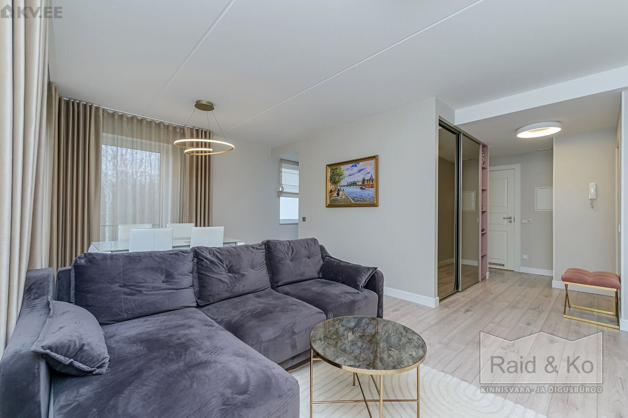 Appartement à Tallinn, Estonie, 57.7 m² - image 1