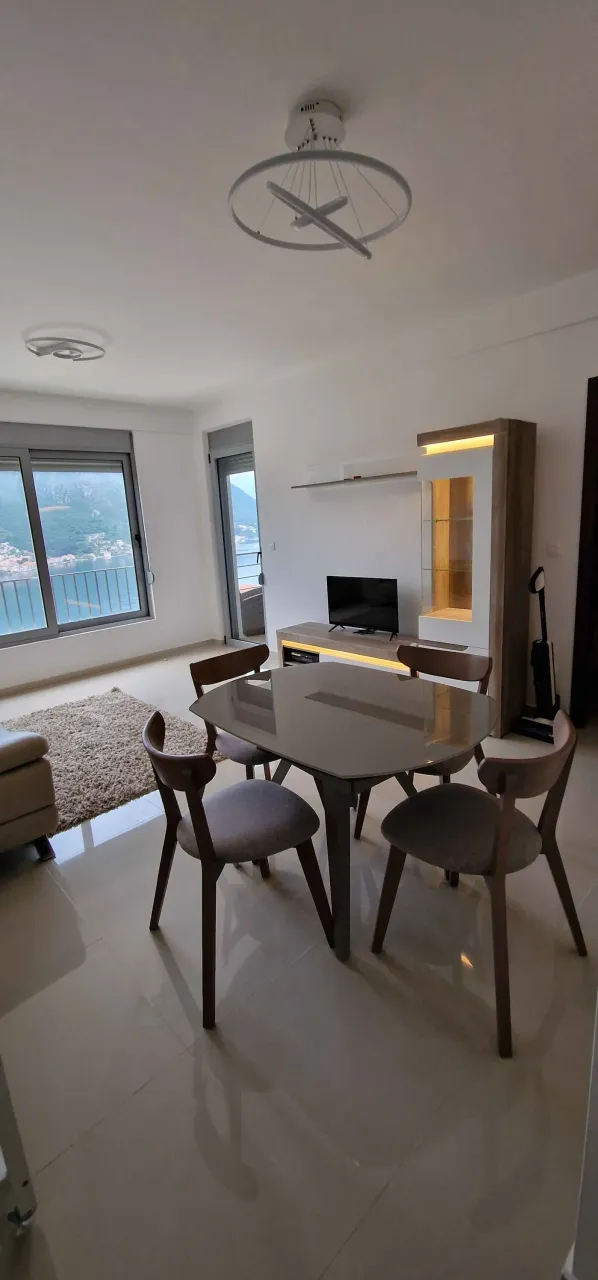 Wohnung in Budva, Montenegro, 50 m² - Foto 1