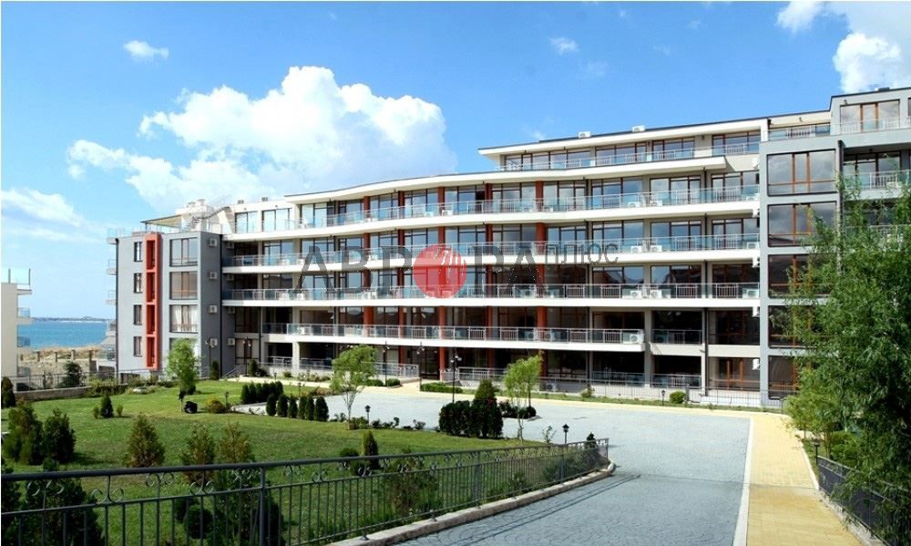 Piso en Sveti Vlas, Bulgaria, 68 m² - imagen 1