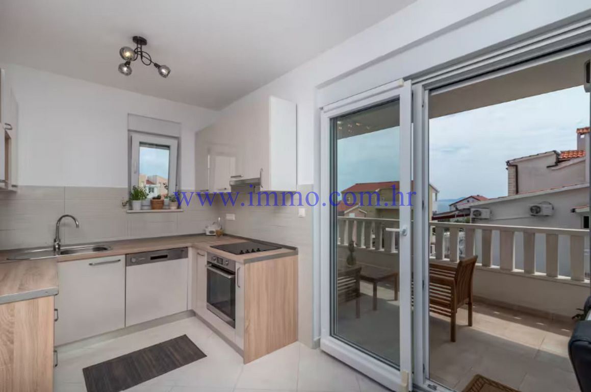 Flat in Trogir, Croatia, 80 m² - picture 8