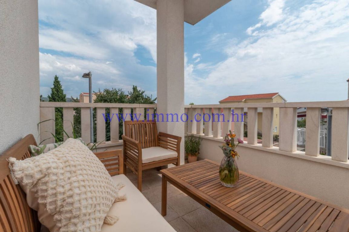 Flat in Trogir, Croatia, 80 m² - picture 7