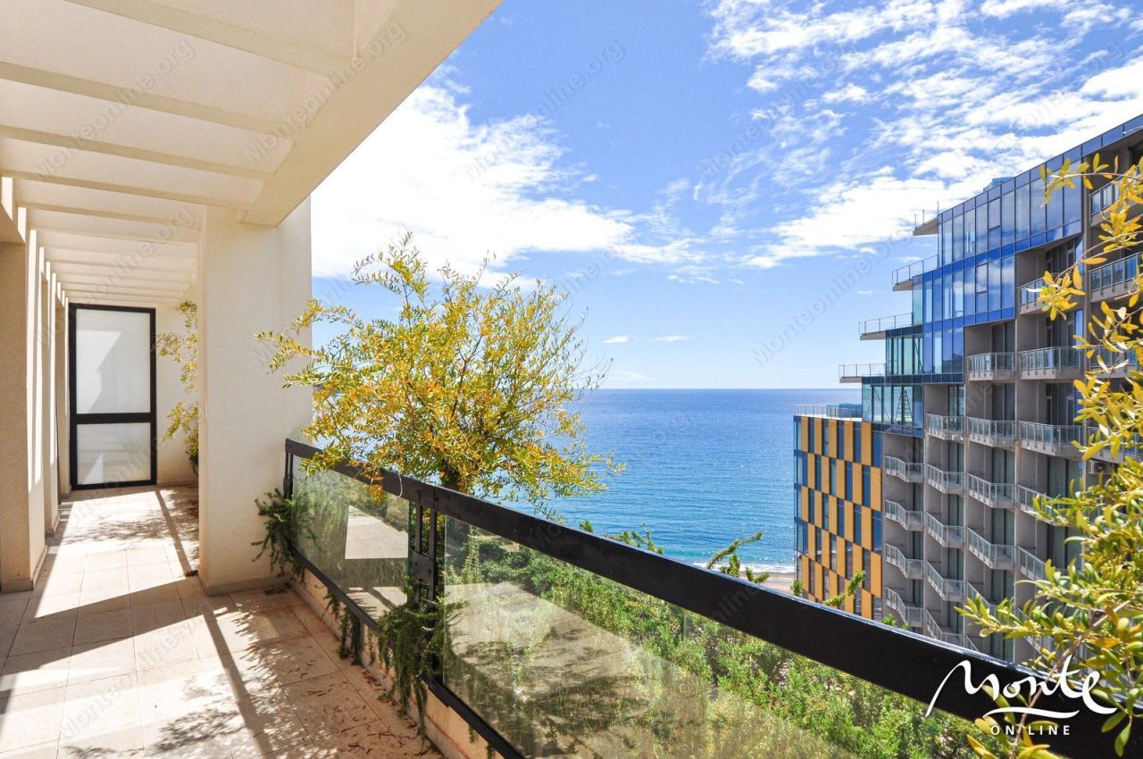 Apartamento en Budva, Montenegro, 71 m² - imagen 1