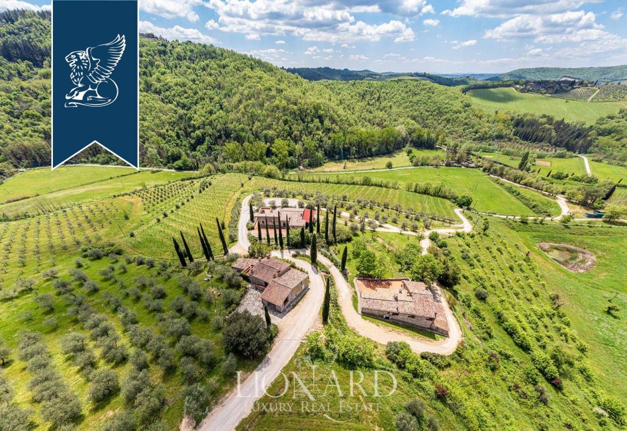 Ferme à Sienne, Italie, 650 m² - image 1