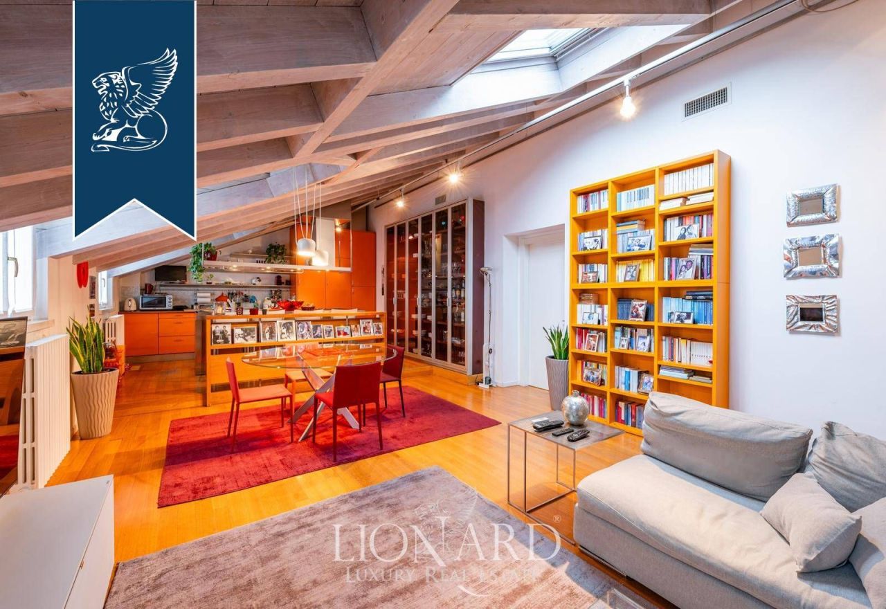Appartement à Milan, Italie, 120 m² - image 1