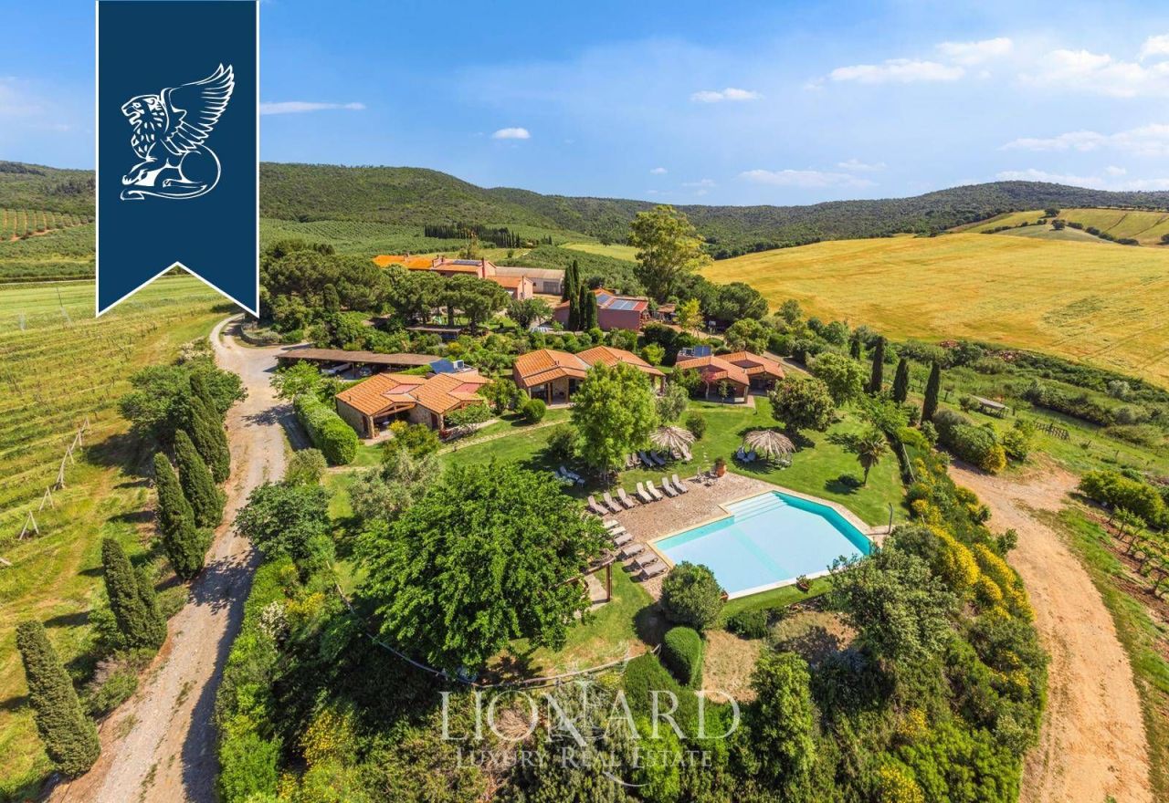 Ferme à Grosseto, Italie, 1 400 m² - image 1