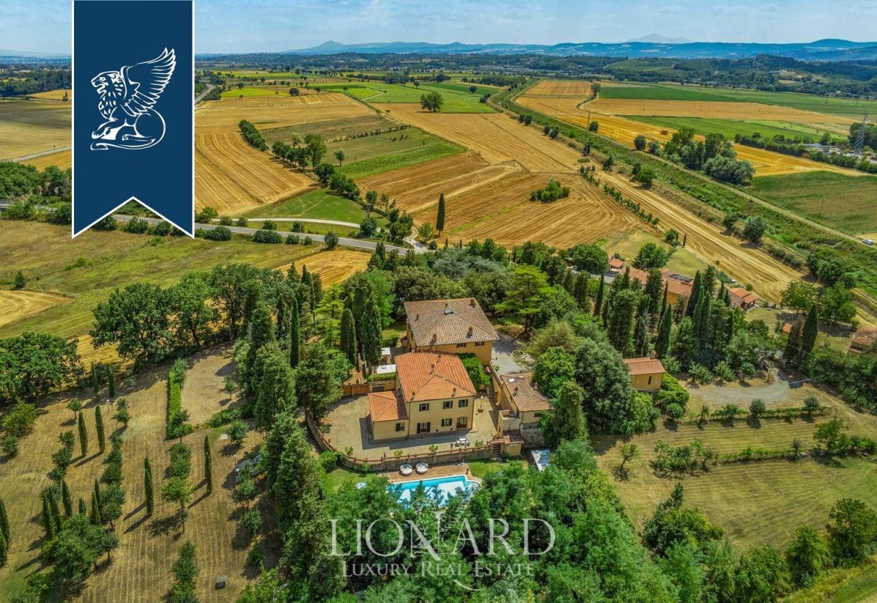 Villa in Foiano della Chiana, Italien, 1 450 m² - Foto 1