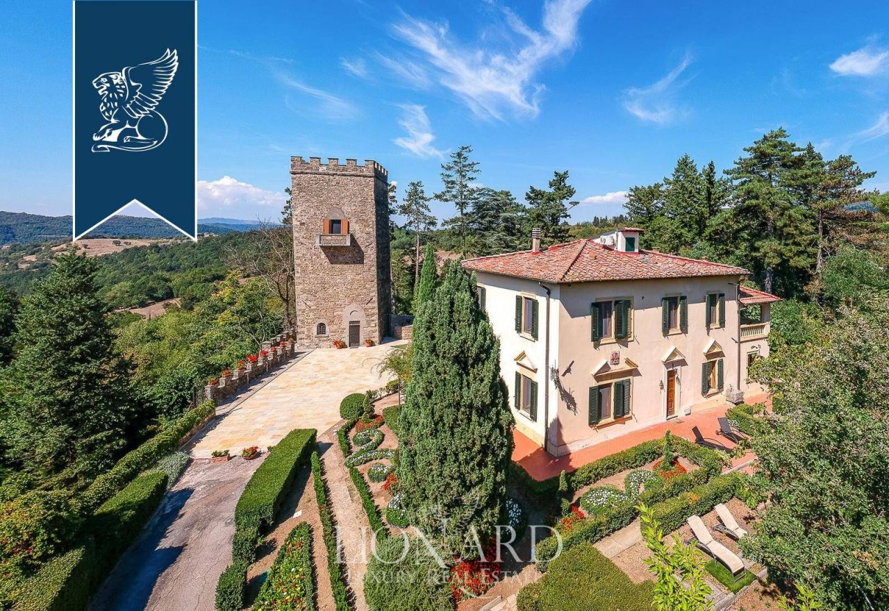 Villa à Florence, Italie, 650 m² - image 1