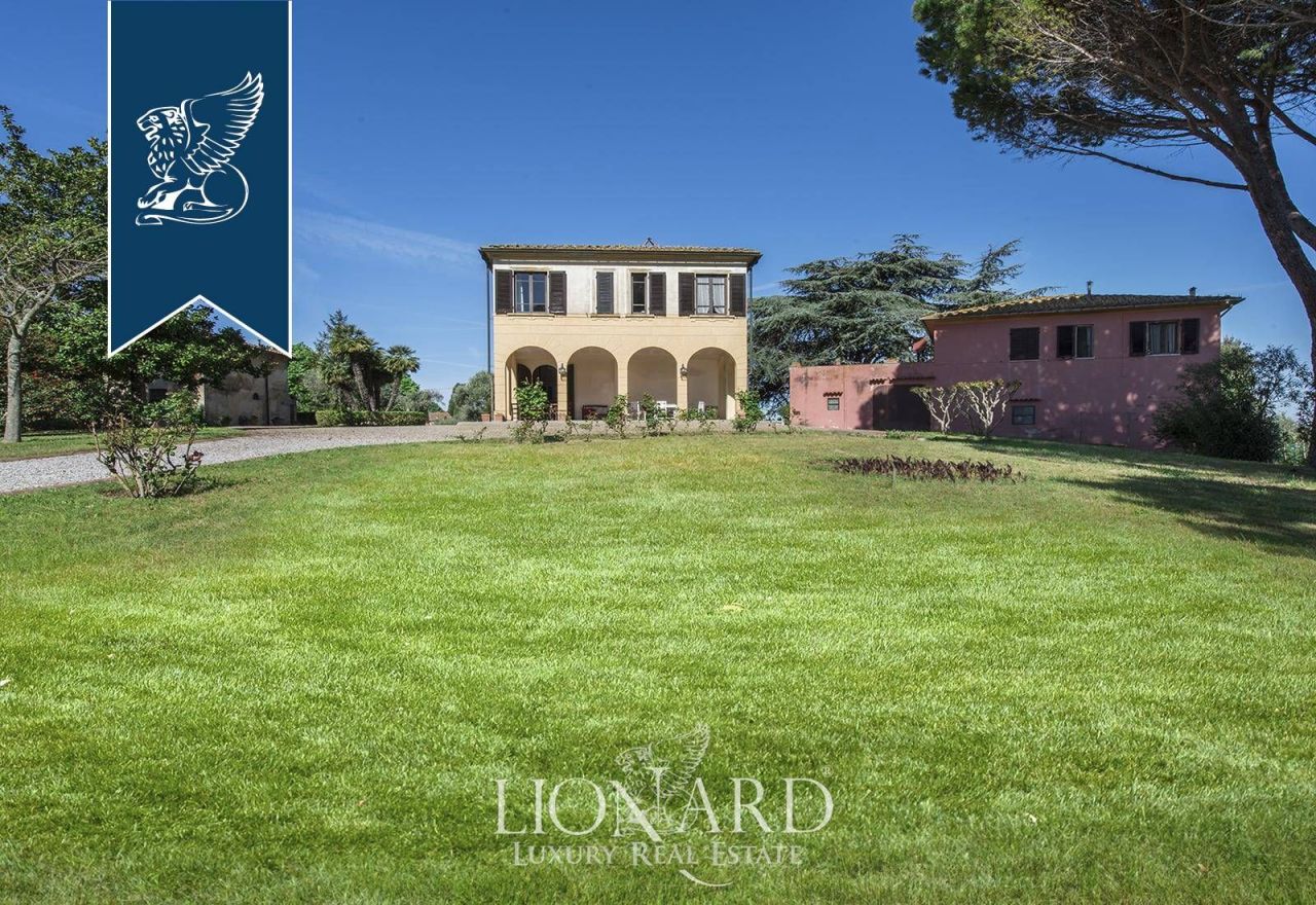 Villa à Crespina, Italie, 950 m² - image 2