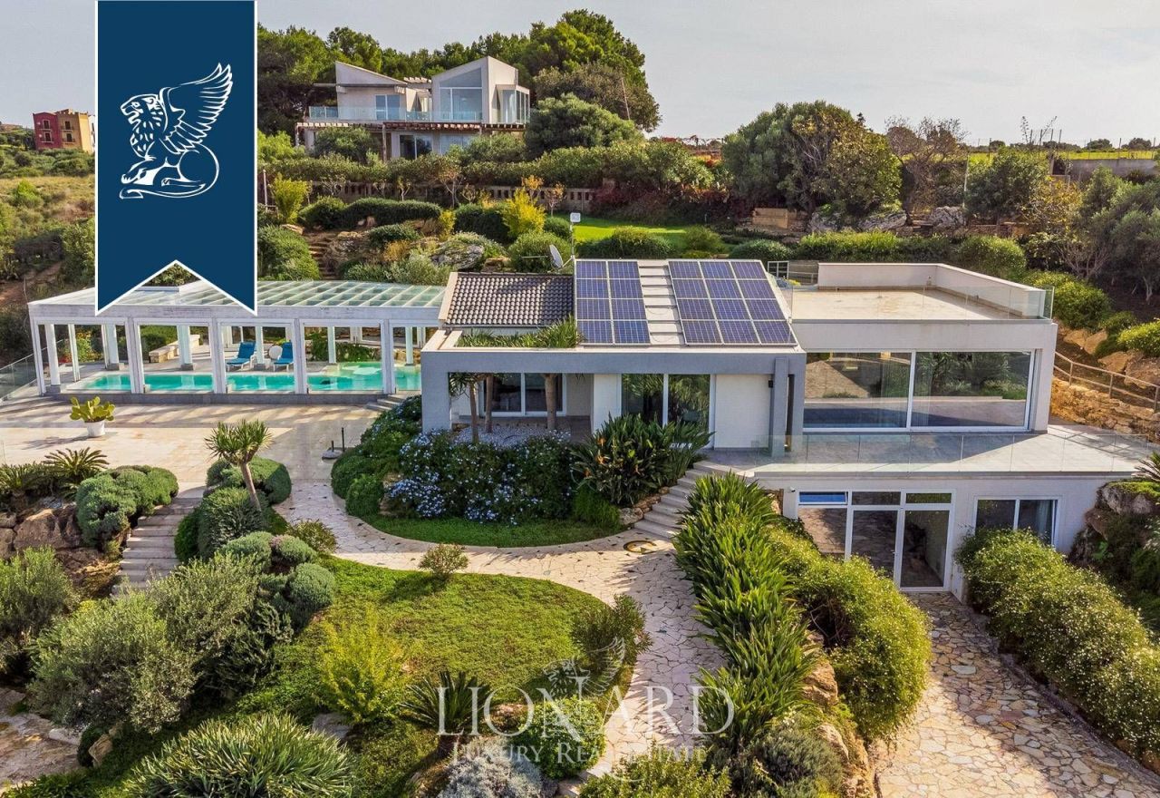 Villa en Marsala, Italia, 640 m² - imagen 2