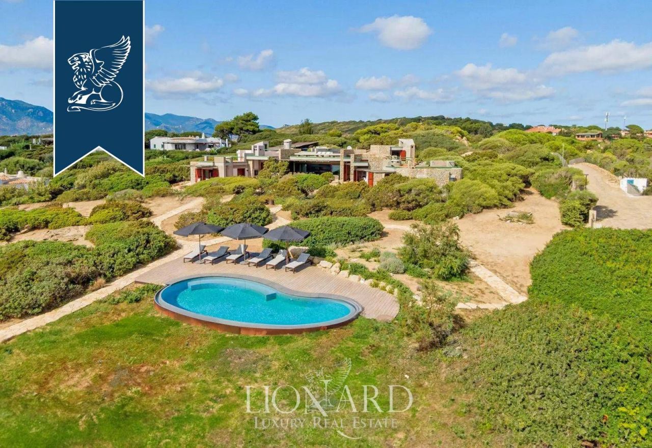 Villa a Villasimius, Italia, 400 m² - foto 2