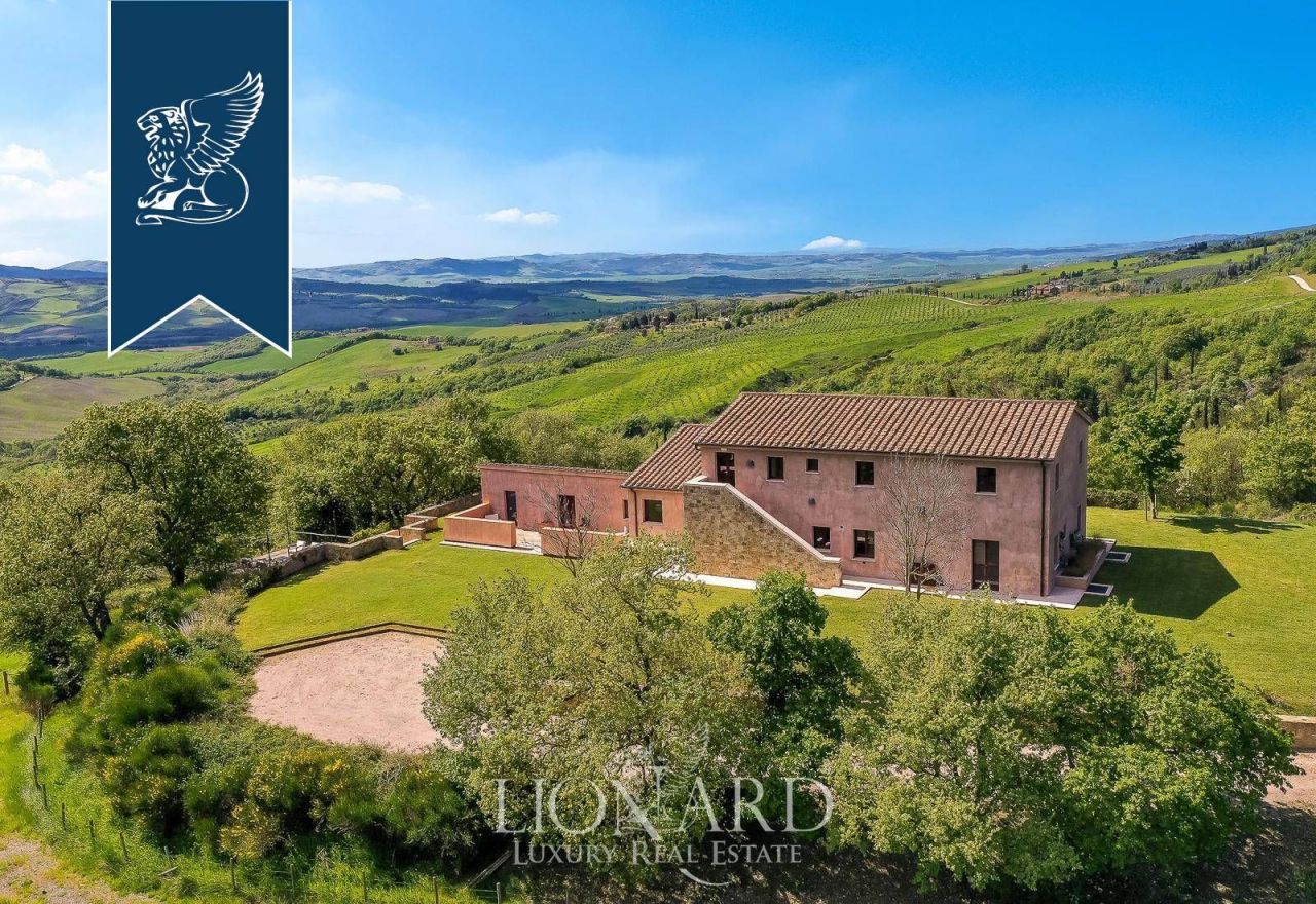 Villa en Sarteano, Italia, 640 m² - imagen 2