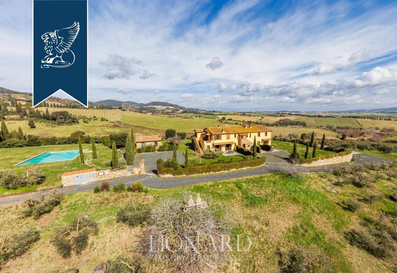 Ferme à Rosignano Marittimo, Italie, 1 000 m² - image 2