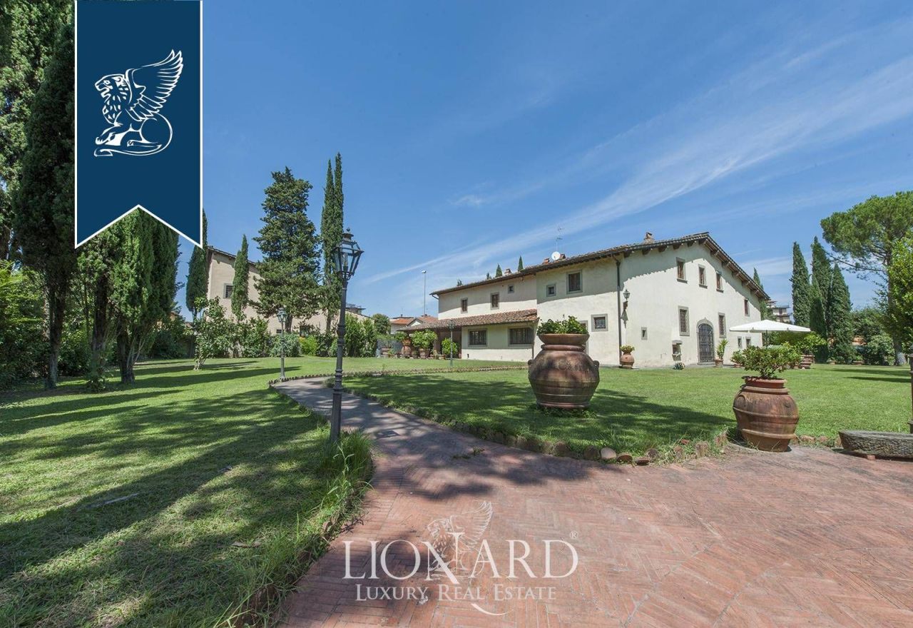 Villa à Florence, Italie, 900 m² - image 2