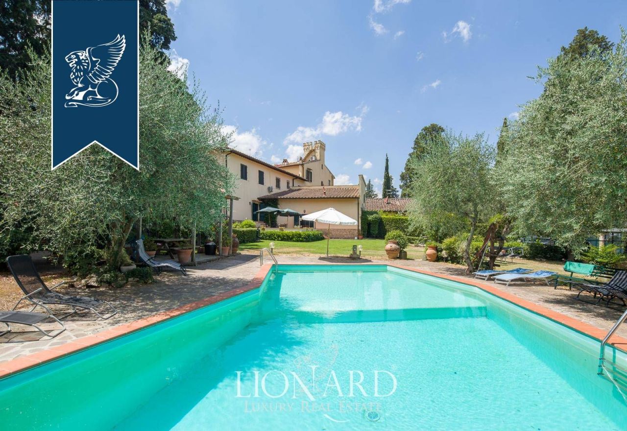 Villa in Florence, Italy, 600 m² - picture 2