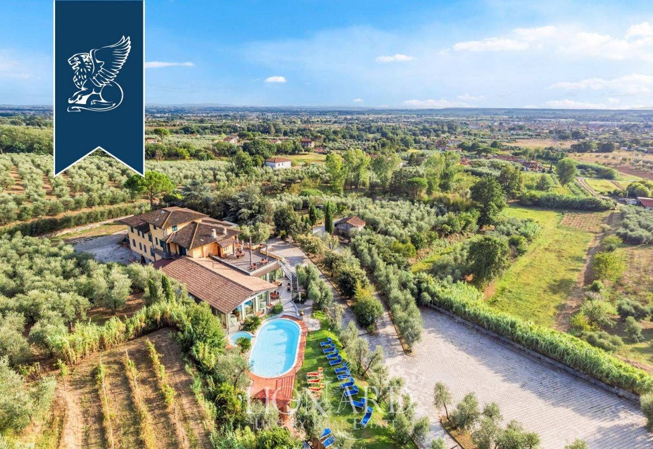 Farm in Pistoia, Italien, 1 296 m² - Foto 2