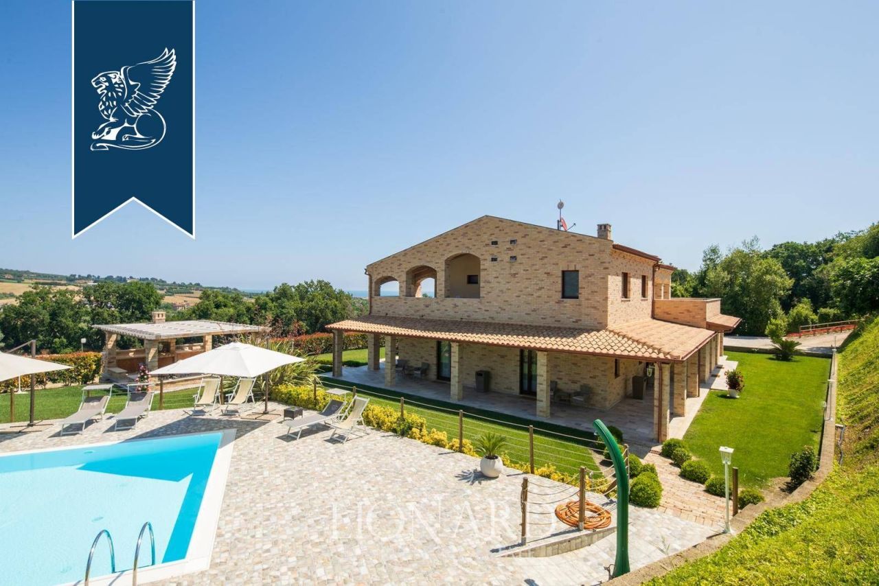 Farm in Ascoli Piceno, Italien, 400 m² - Foto 2