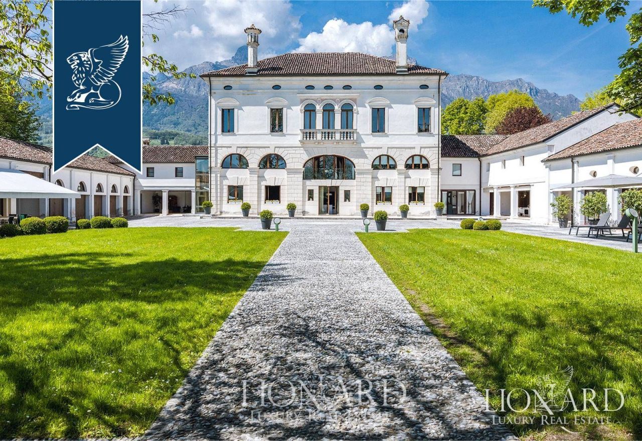 Villa in Belluno, Italien, 2 500 m² - Foto 2
