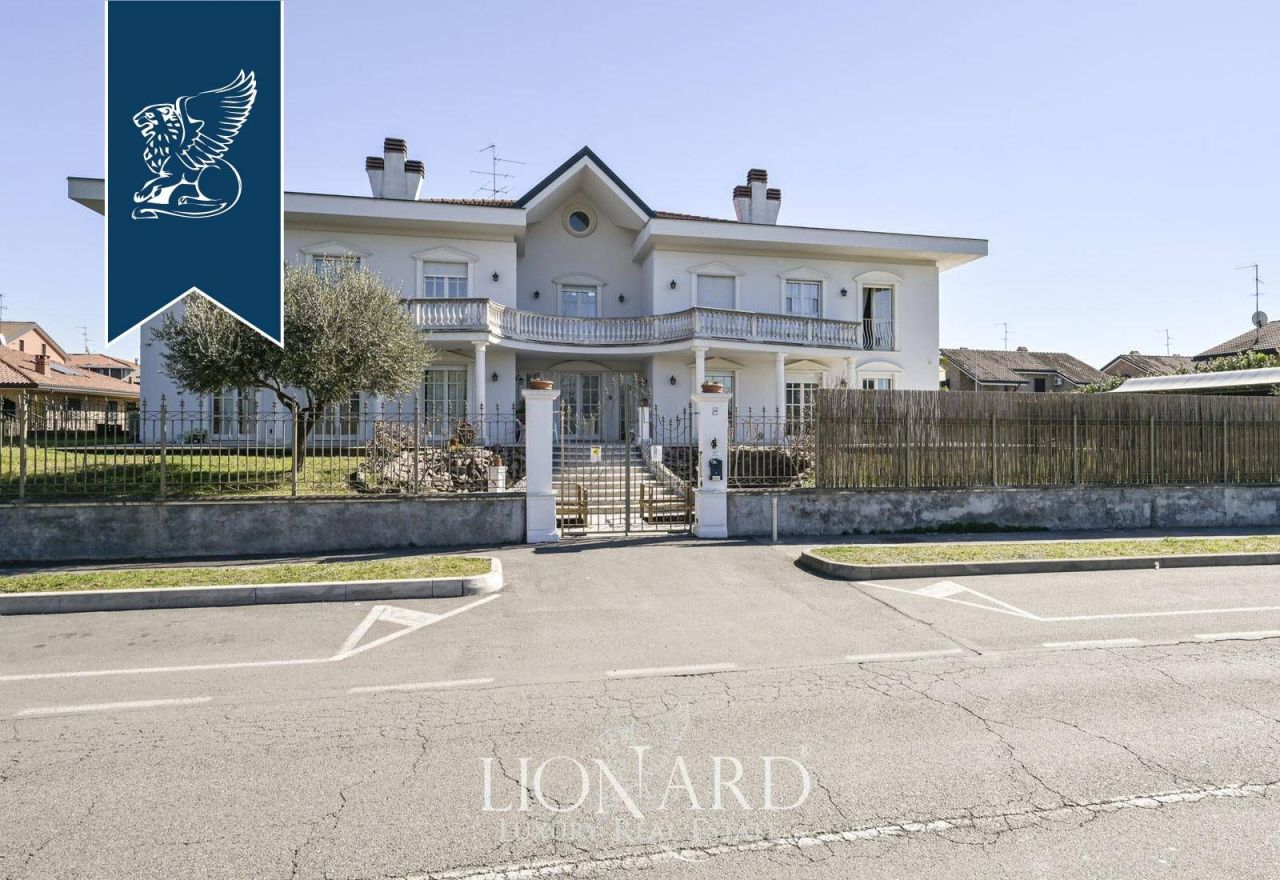 Villa à Milan, Italie, 1 284 m² - image 2