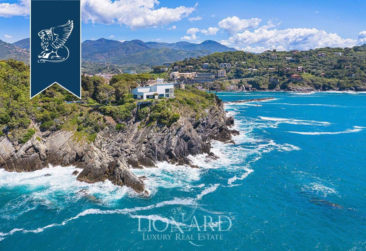 Villa à Sestri Levante, Italie, 1 100 m² - image 2