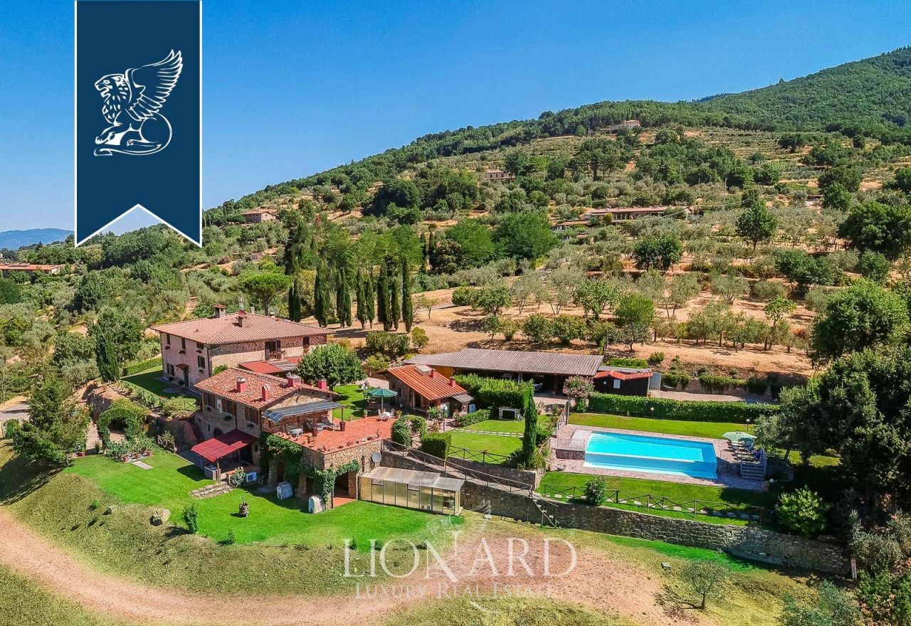 Farm in Florence, Italy, 500 m² - picture 2