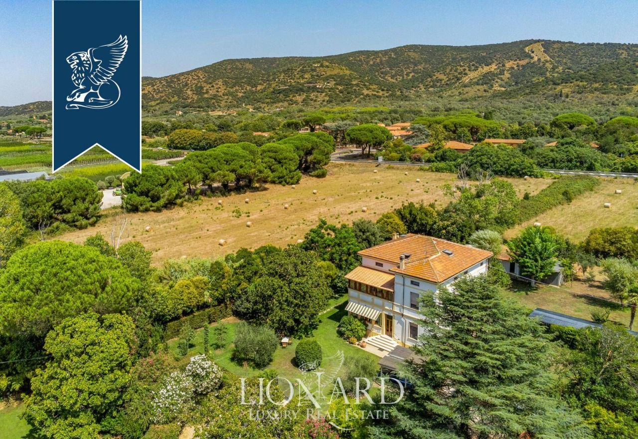 Villa in Orbetello, Italien, 223 m² - Foto 2