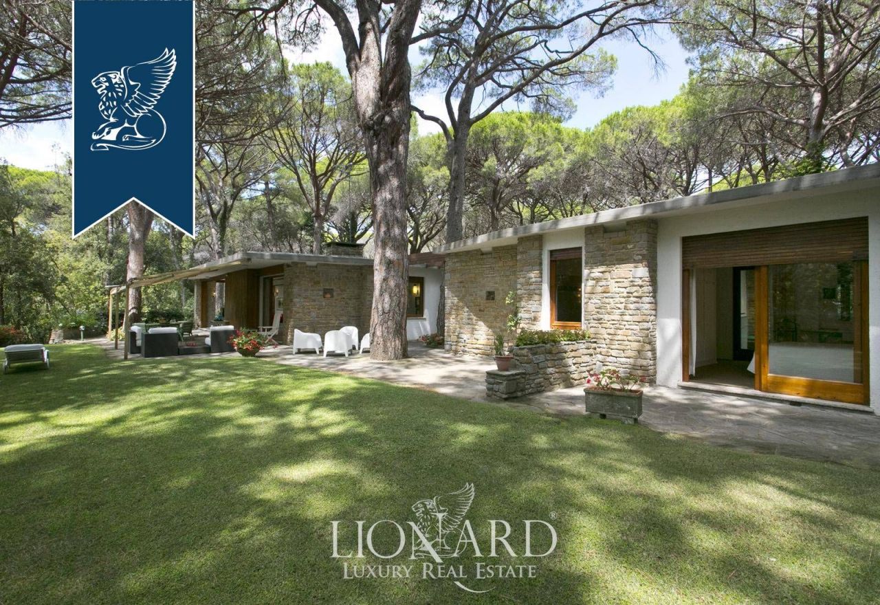 Villa en Castiglione della Pescaia, Italia, 300 m² - imagen 2