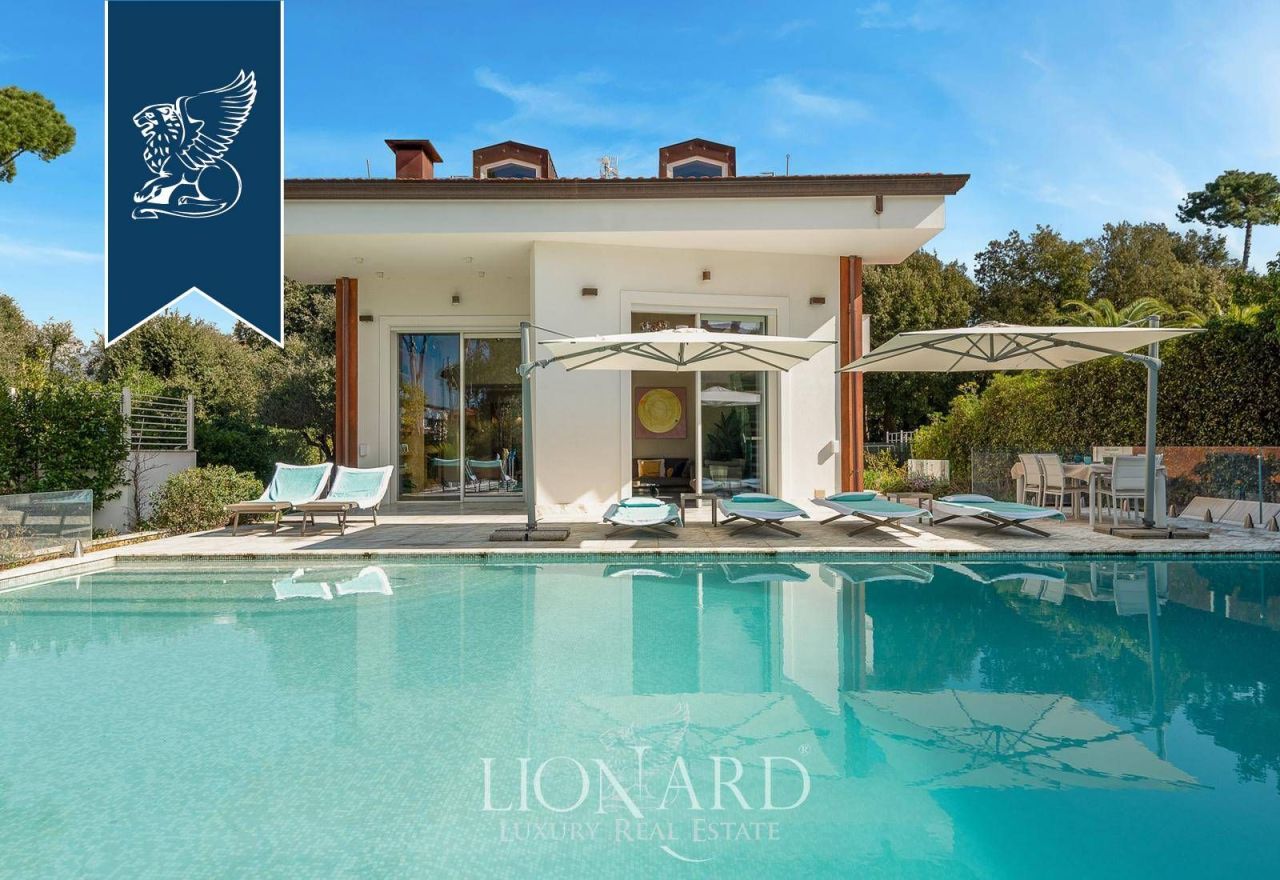 Villa in Pietrasanta, Italy, 350 m² - picture 2