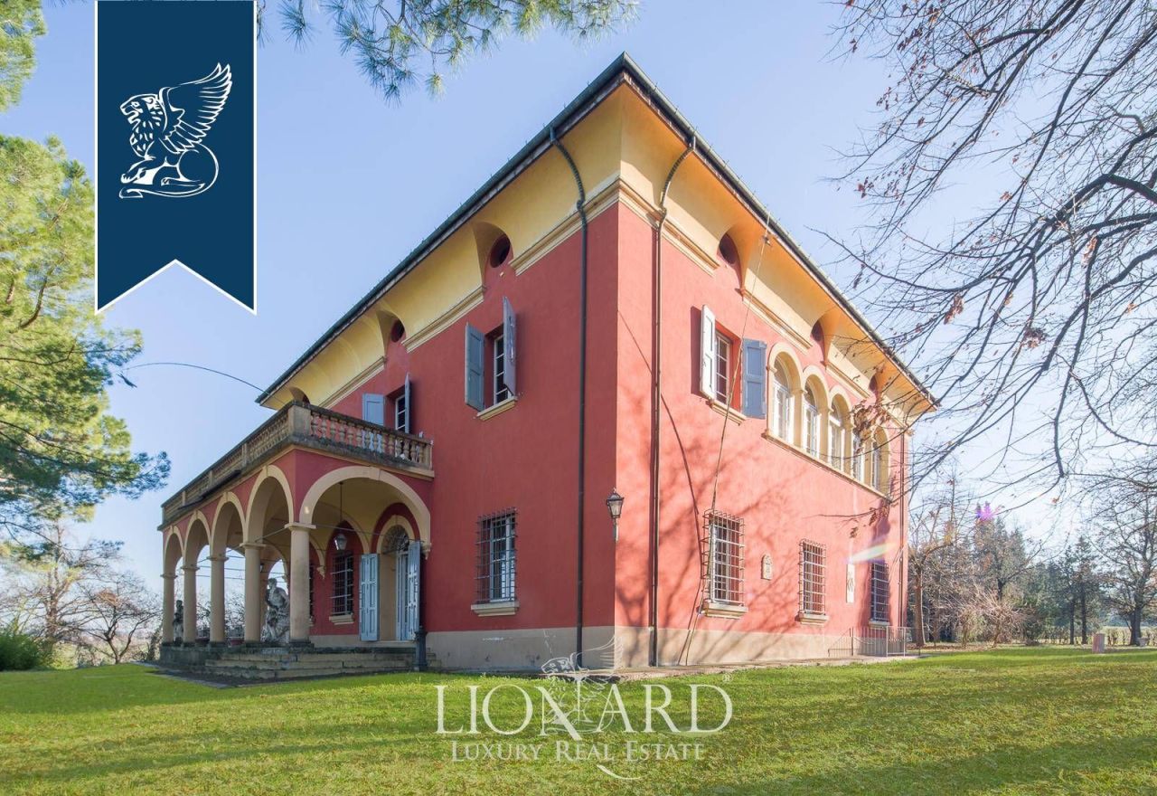 Villa a Bologna, Italia, 1 000 m² - foto 2