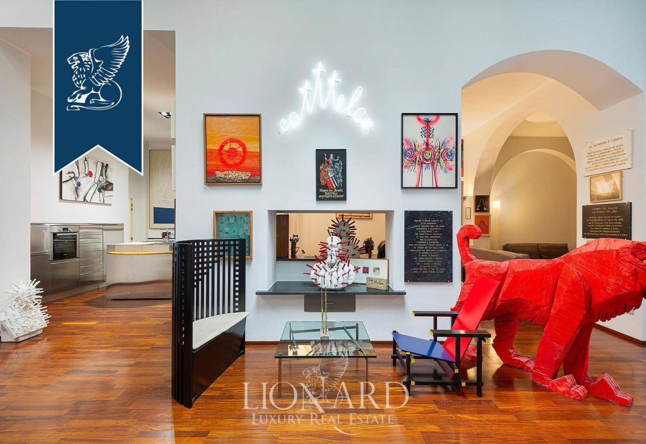 Maison à Milan, Italie, 357 m² - image 2