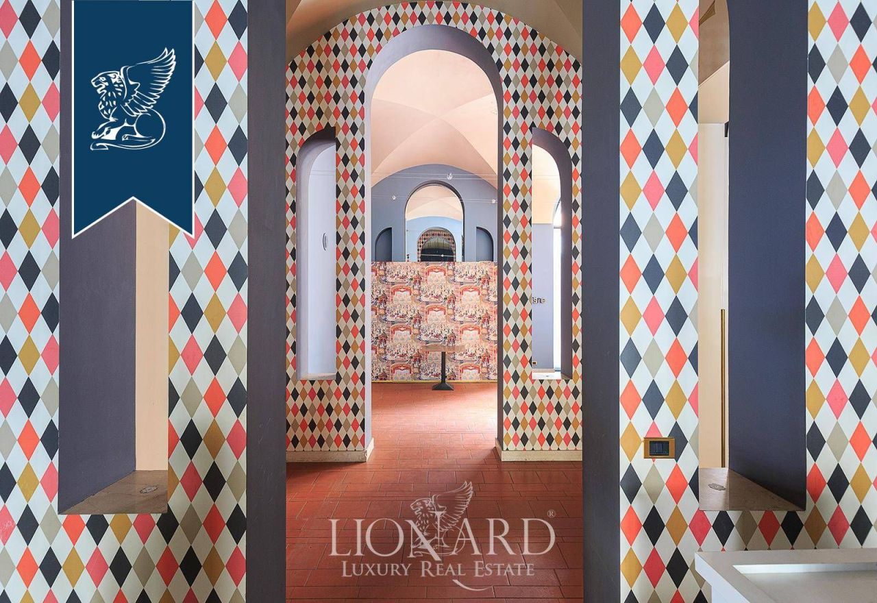 House in Brescia, Italy, 3 230 m² - picture 2