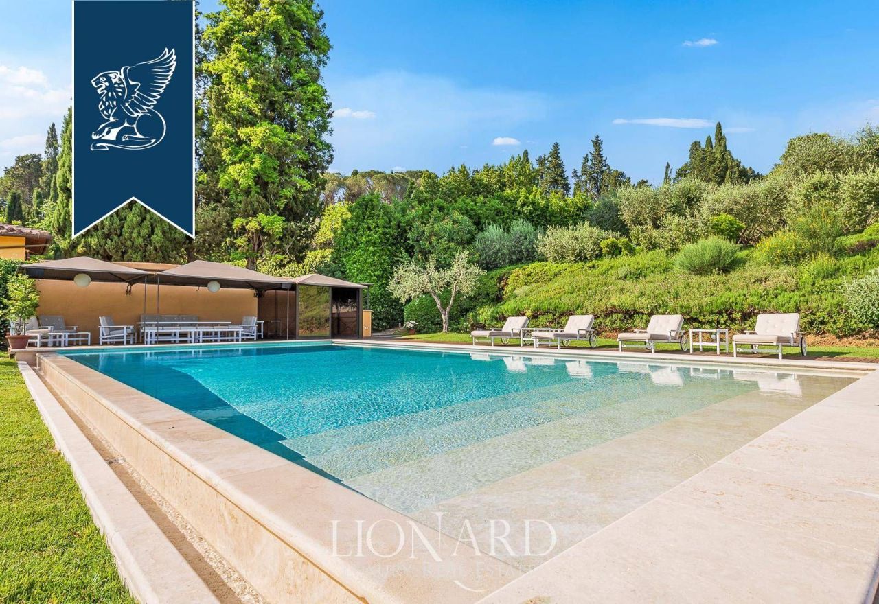 Apartamento en Florencia, Italia, 1 100 m² - imagen 2