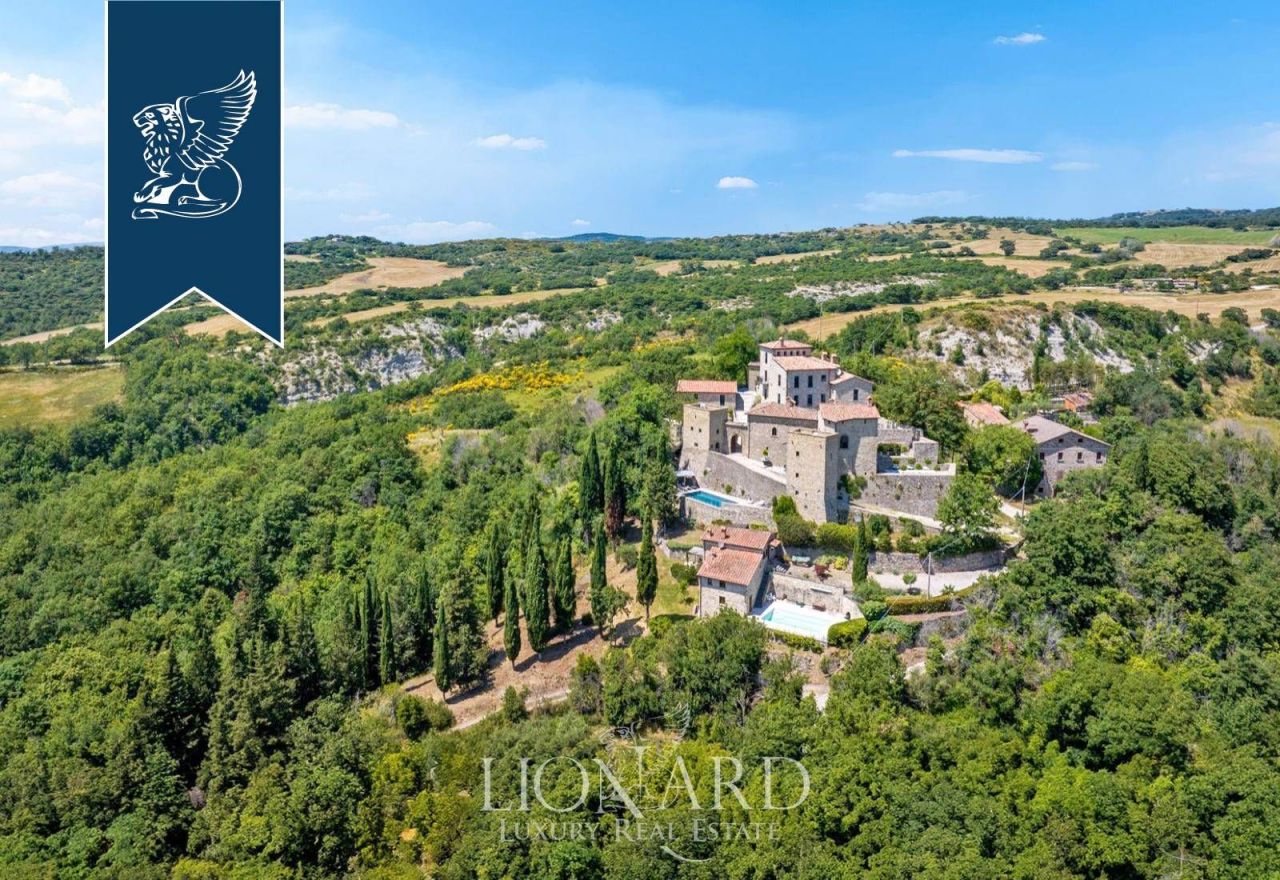 Castello a Pieve Santo Stefano, Italia, 1 355 m² - foto 2