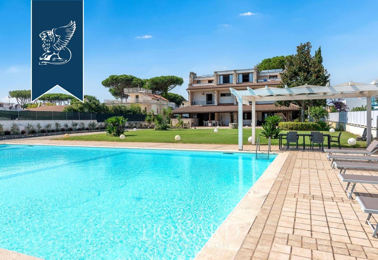 Villa à San Felice Circeo, Italie, 600 m² - image 2