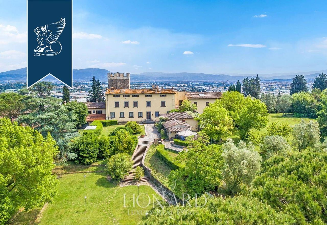 Villa à Florence, Italie, 3 400 m² - image 2