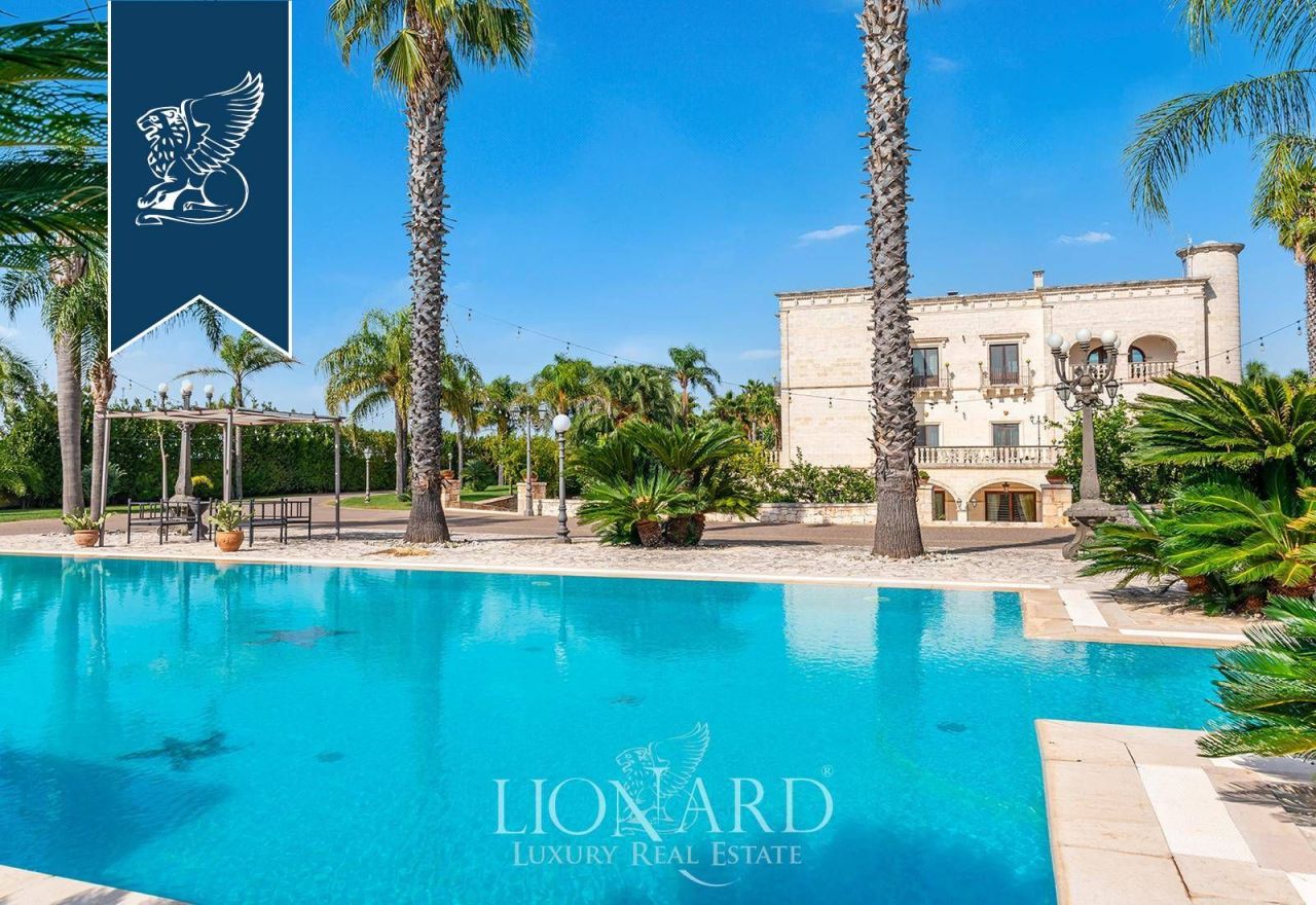 Villa a Taranto, Italia, 1 000 m² - foto 2